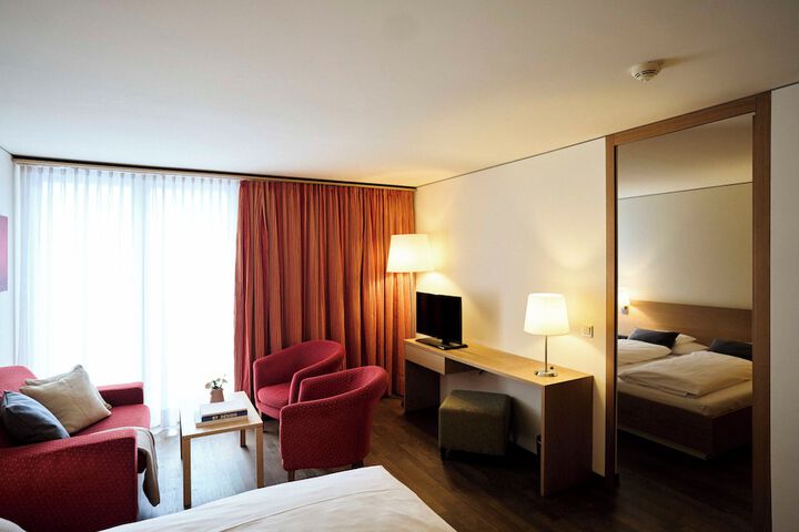 Room 13 of 73