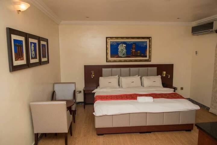 Room 26 of 45