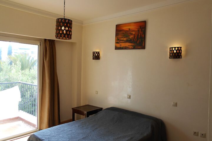Room 3 of 27