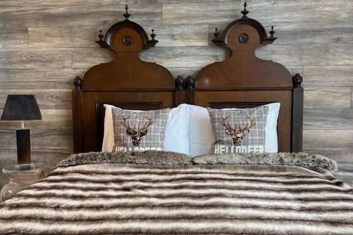 Room 56 of 74