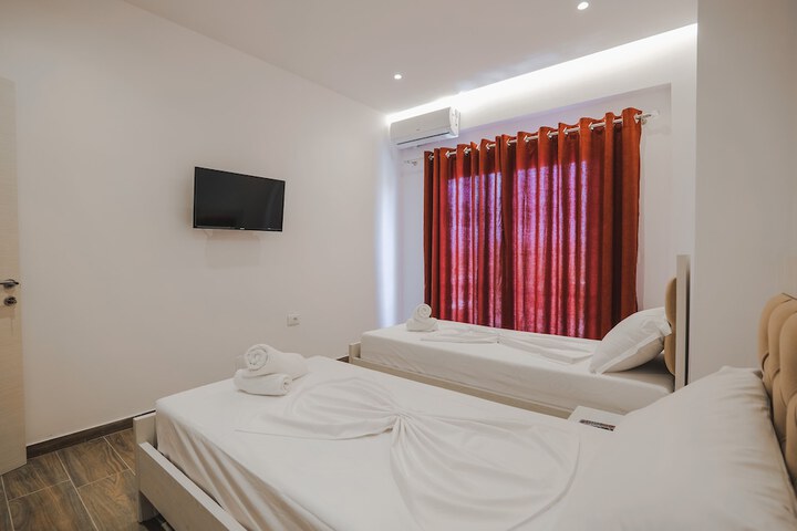 Room 20 of 64