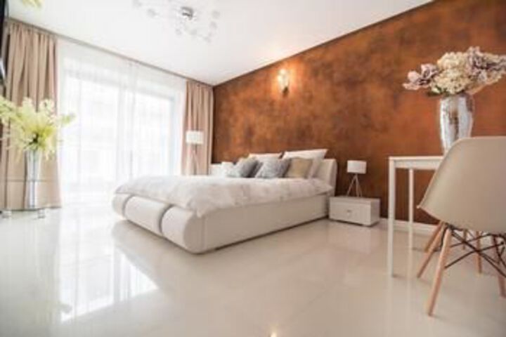 Room 25 of 48