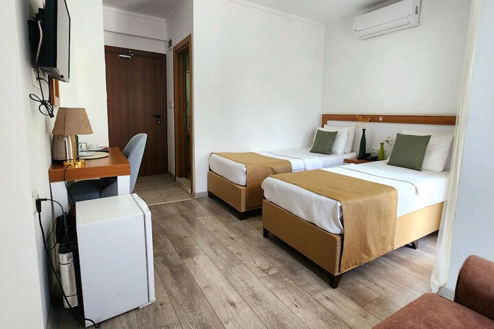 Room 17 of 67