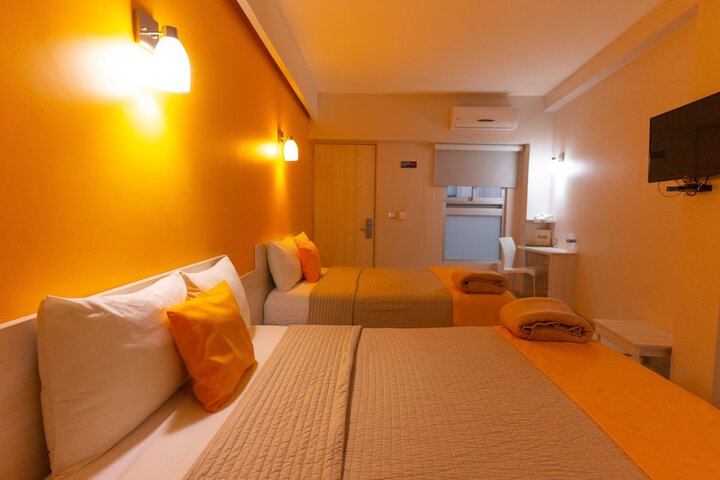 Room 18 of 30