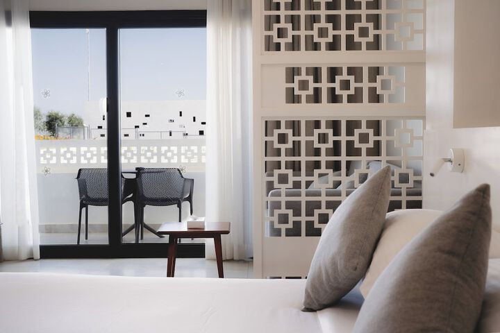 Room 20 of 163