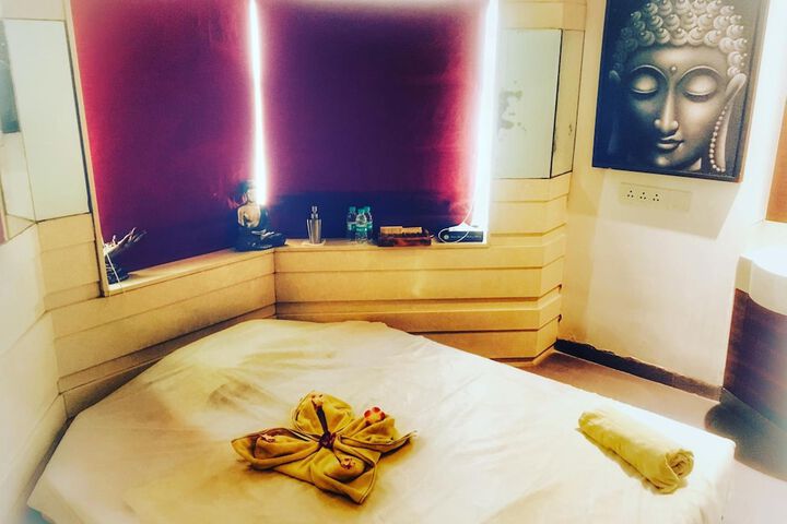 Room 14 of 48