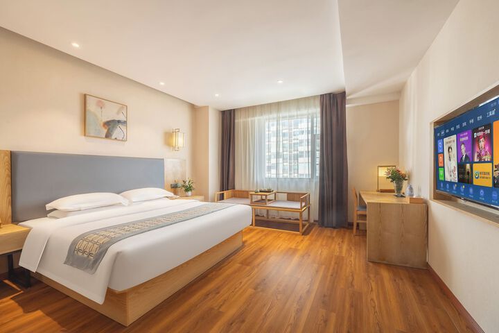 Room 2 of 14