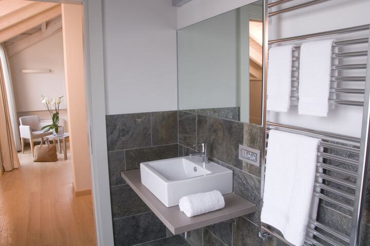 Room 20 of 35