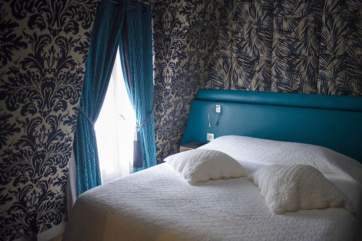 Room 15 of 38