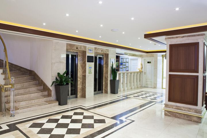 Lobby Photo