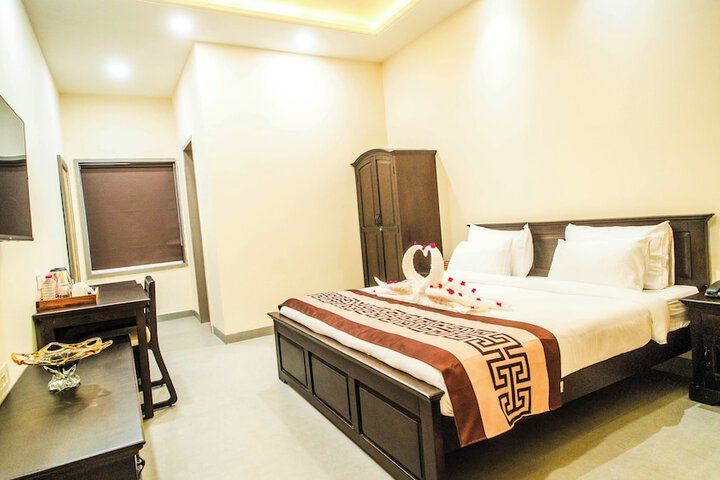 Room 14 of 81
