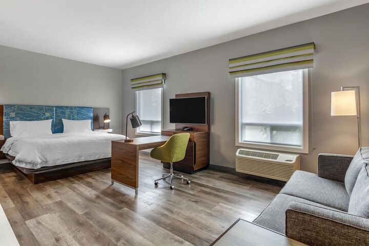 Room 5 of 30