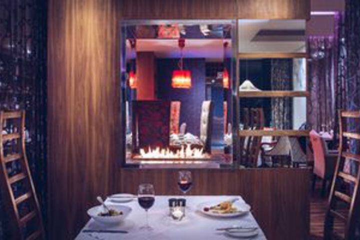 Dining 65 of 69