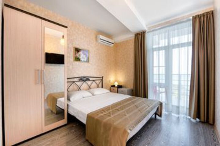 Room 89 of 176