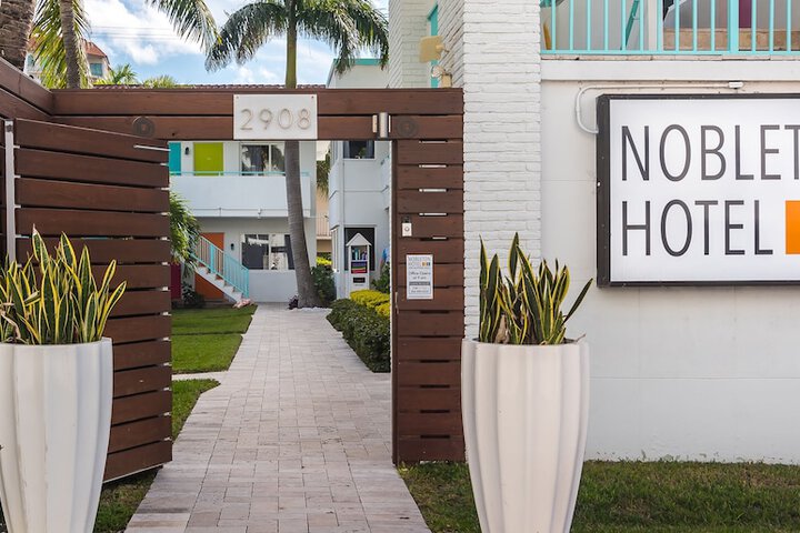 Hotel 30 of 31