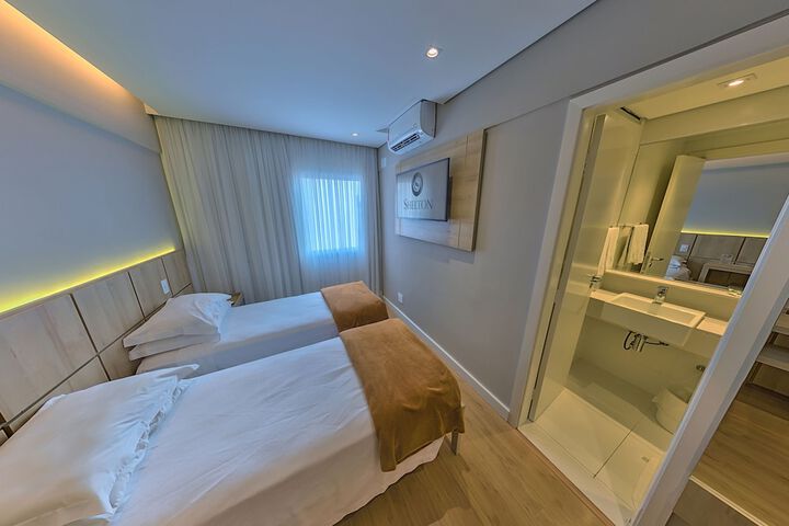 Room 26 of 71