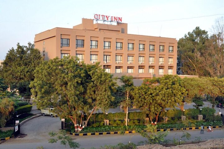 Hotel Exterior
