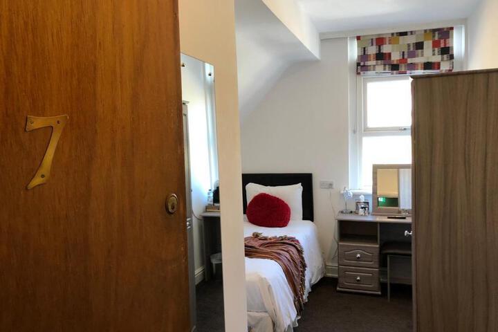 Photo 6