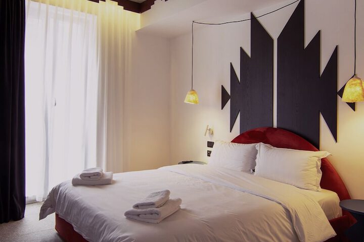 Room 22 of 40