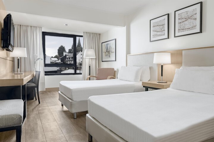 Room 21 of 39