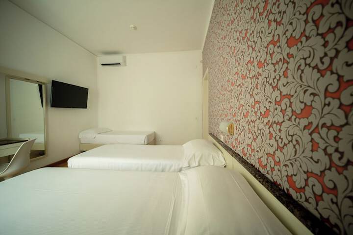 Room 38 of 93