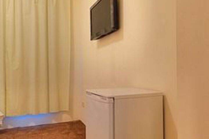 Room 20 of 27
