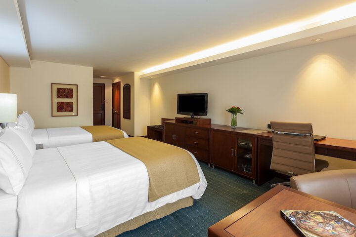 Room 3 of 88