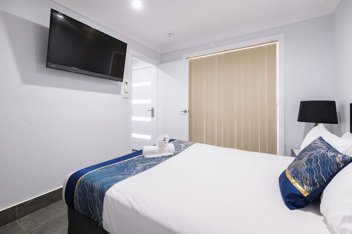 Room 55 of 157