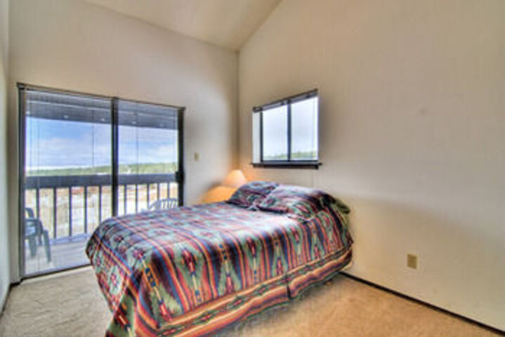 Room 4 of 11