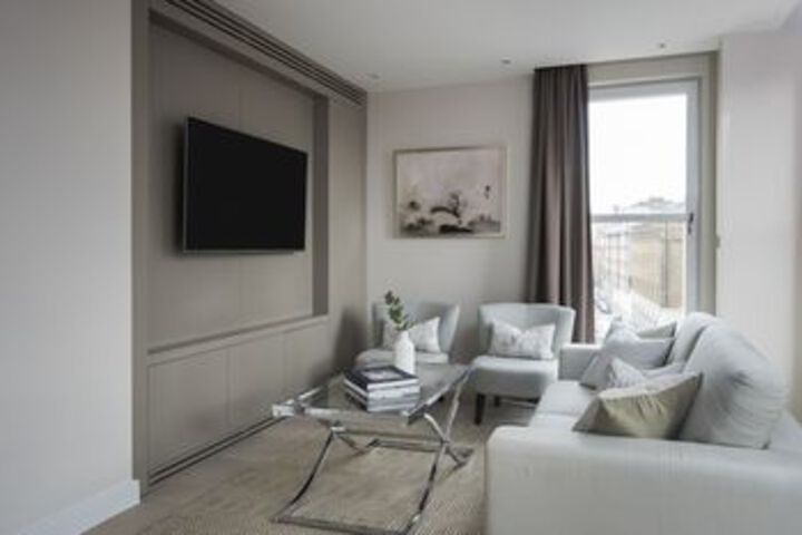 Room 43 of 46
