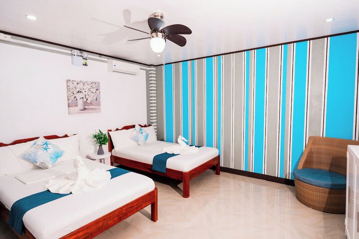 Room 6 of 124