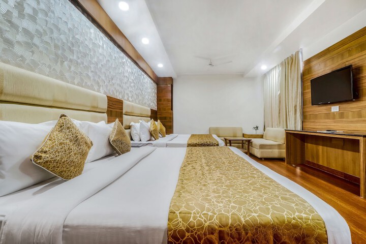 Room 27 of 44