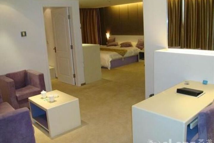 Room 47 of 114
