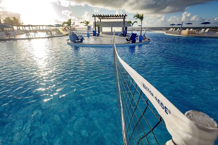 Pools & Facilities