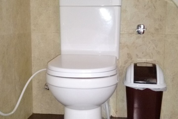Room 12 of 29