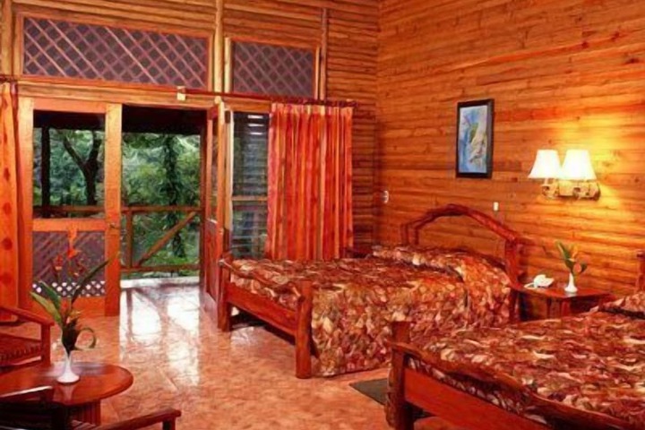 Room 3 of 7