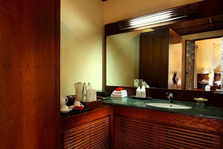 Room 46 of 109