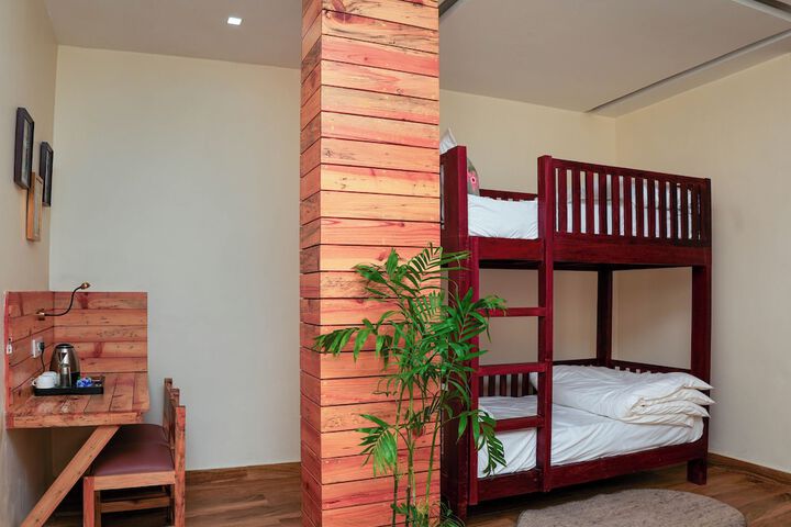 Room 34 of 73
