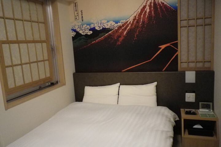 Room 31 of 95