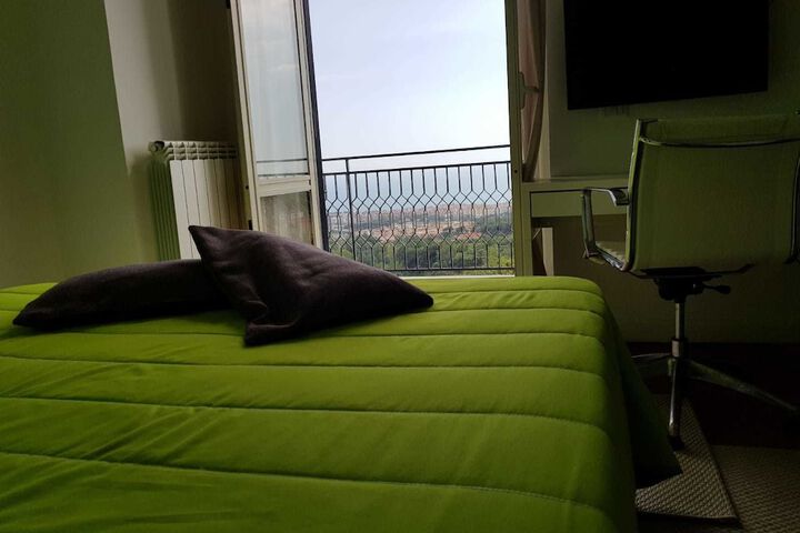 Room 15 of 70