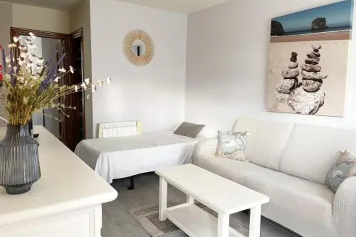 Room 3 of 13