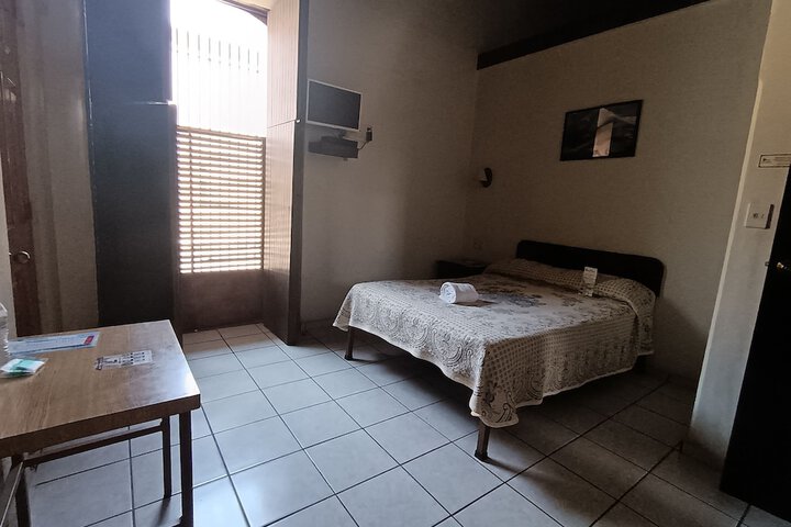 Room 28 of 53