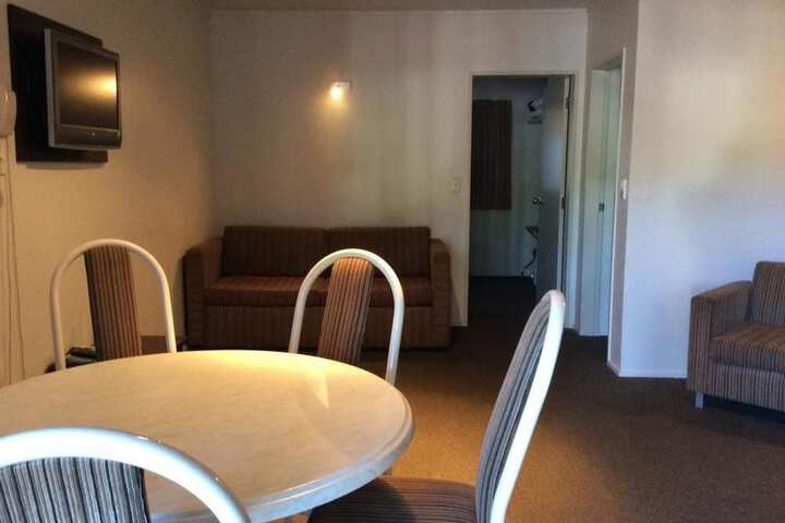 Room 27 of 55