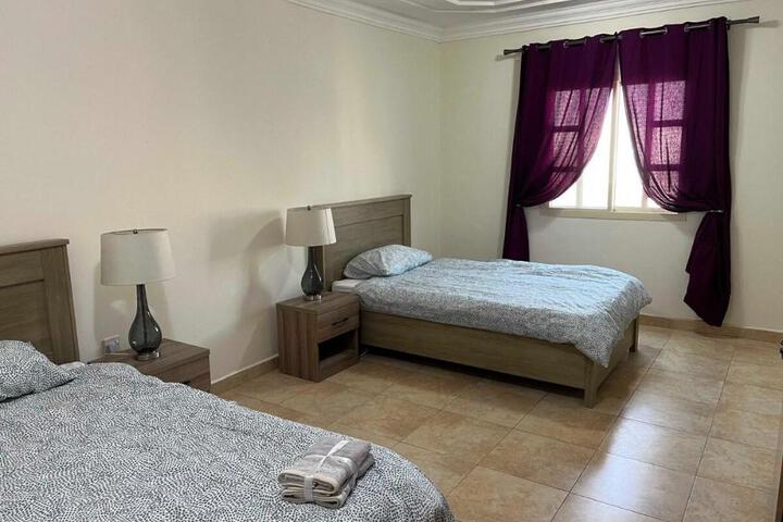 lovely 3 bedrooms in Doha next to metro station