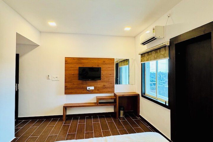 Room 26 of 51