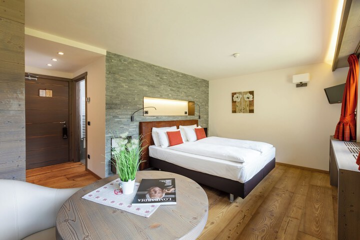 Room 30 of 110