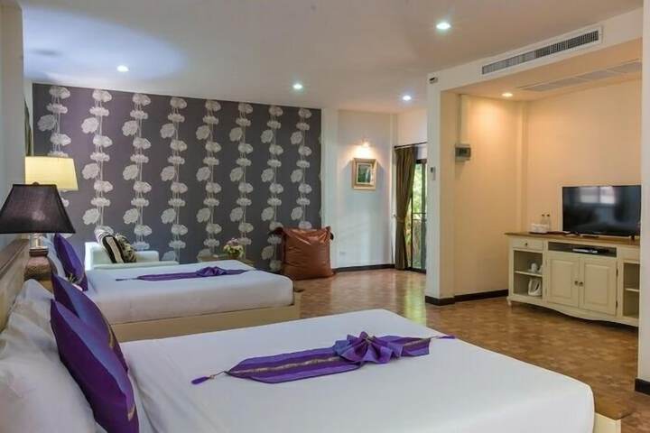 Room 40 of 97
