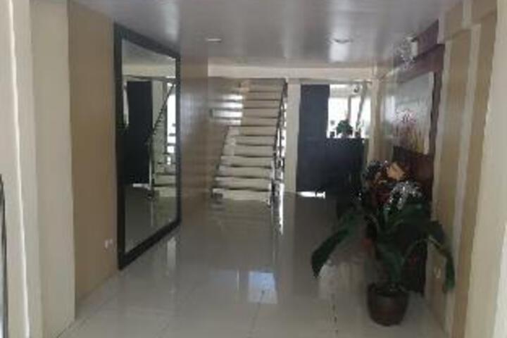 Hotel 5 of 5