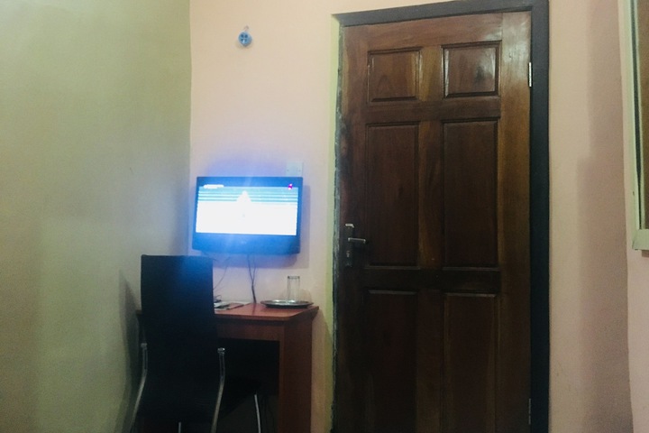 Room 28 of 30