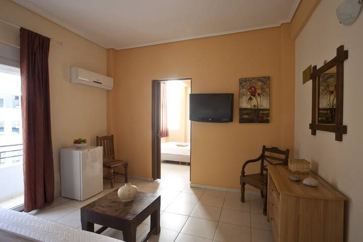 Room 13 of 31